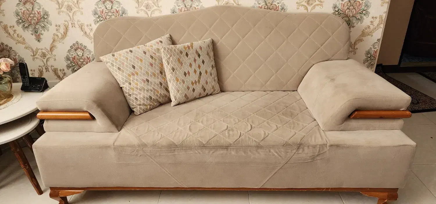 مبل شش نفره شرکت مامطیر|مبلمان خانگی و میز عسلی|قم, زنبیل آباد|دیوار