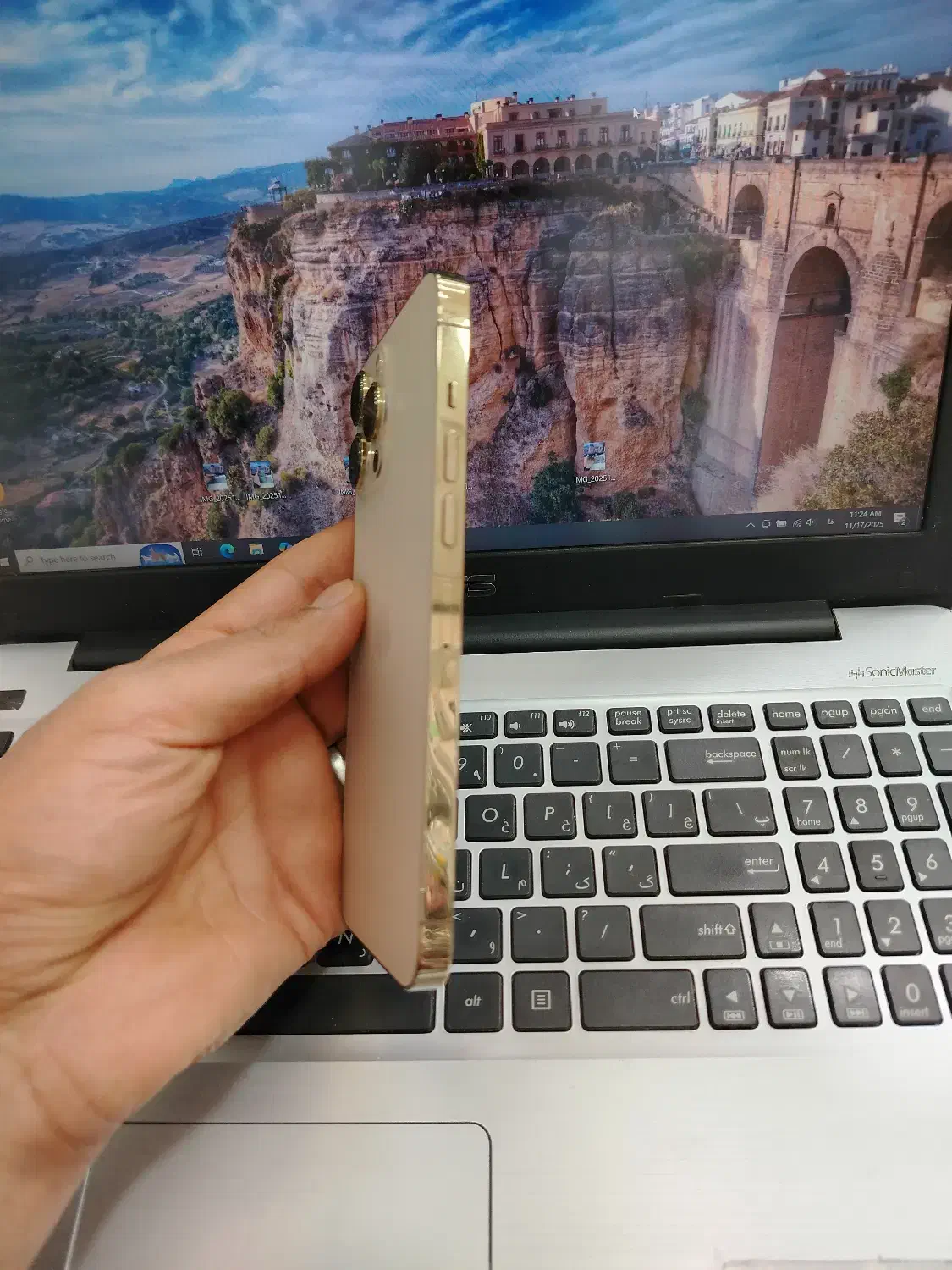 گوشی آیفون|موبایل|سبزوار, قائم|دیوار