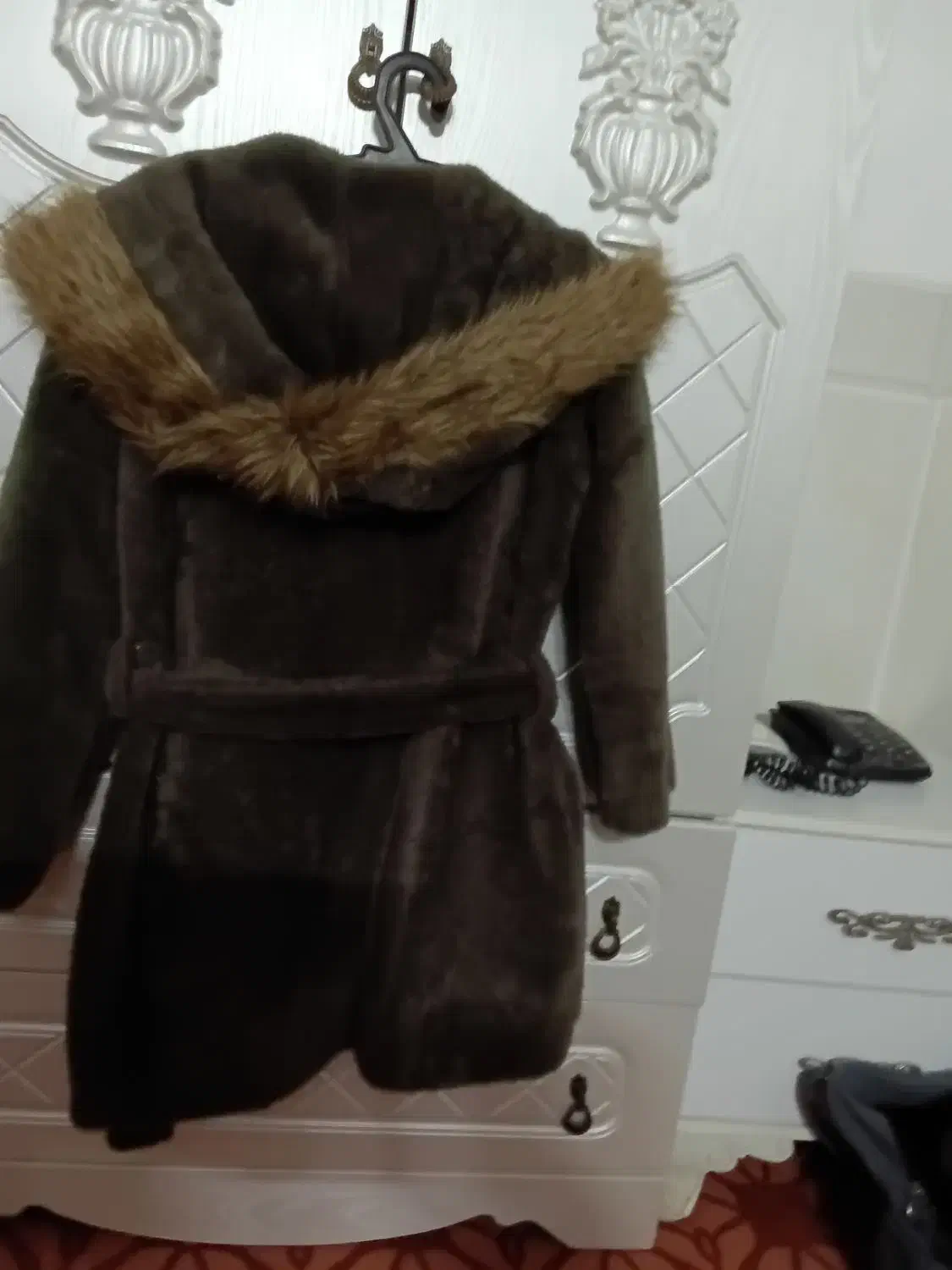 پالتو کلاهدار|لباس|یزد, |دیوار