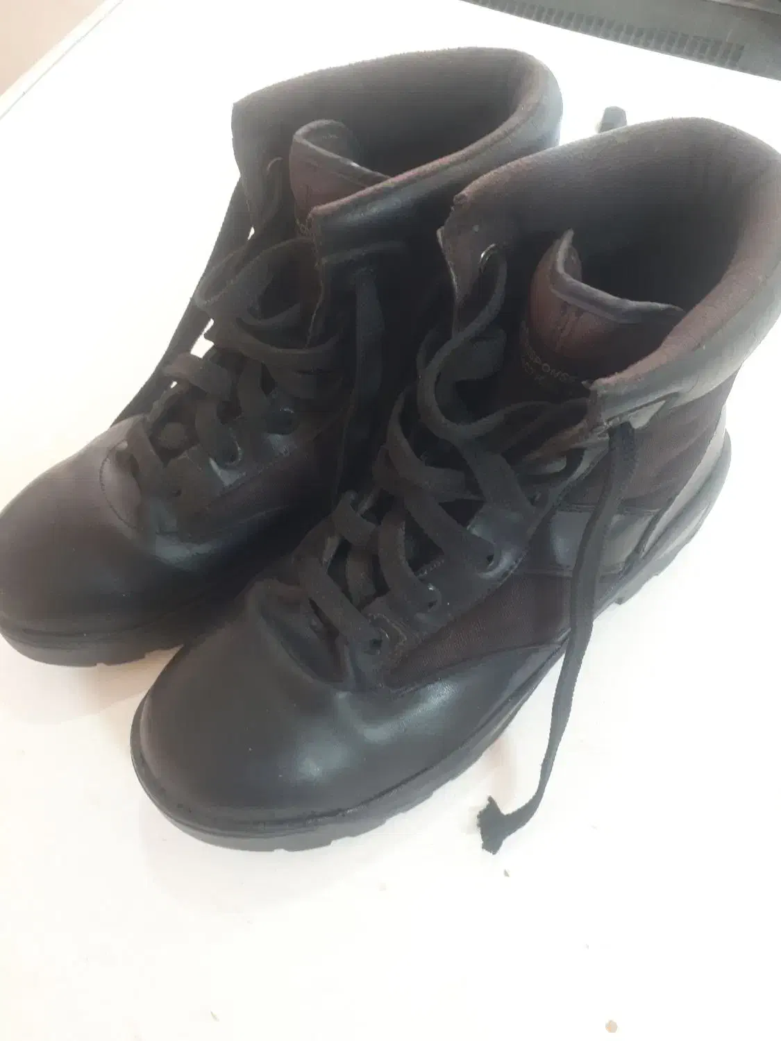 کفش کار خارجی|کیف، کفش، کمربند|سمنان, |دیوار