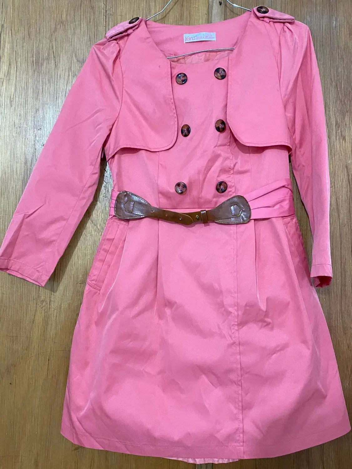 پوشاک|لباس|گنبد کاووس, |دیوار