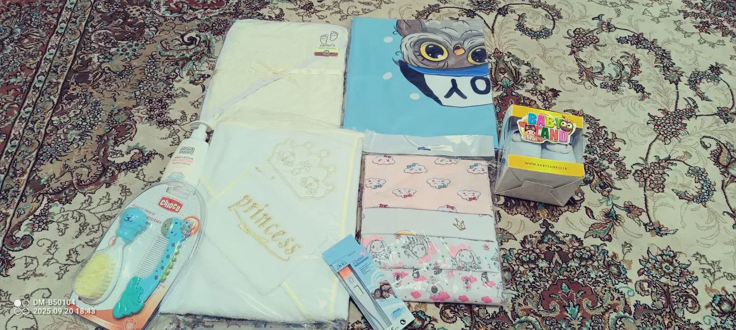 پتو نوزادی و سرویس حوله|اسباب و اثاث بچه|زرندیه, |دیوار