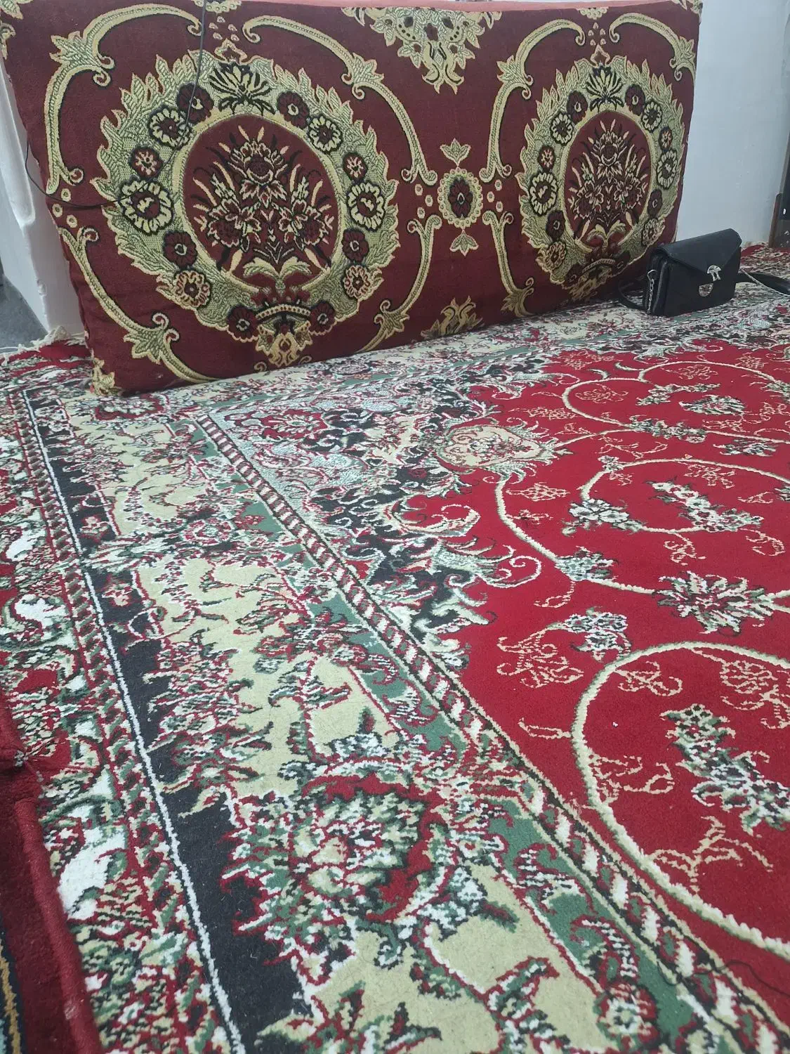 پشتی دیواری|پشتی|کوچصفهان, |دیوار