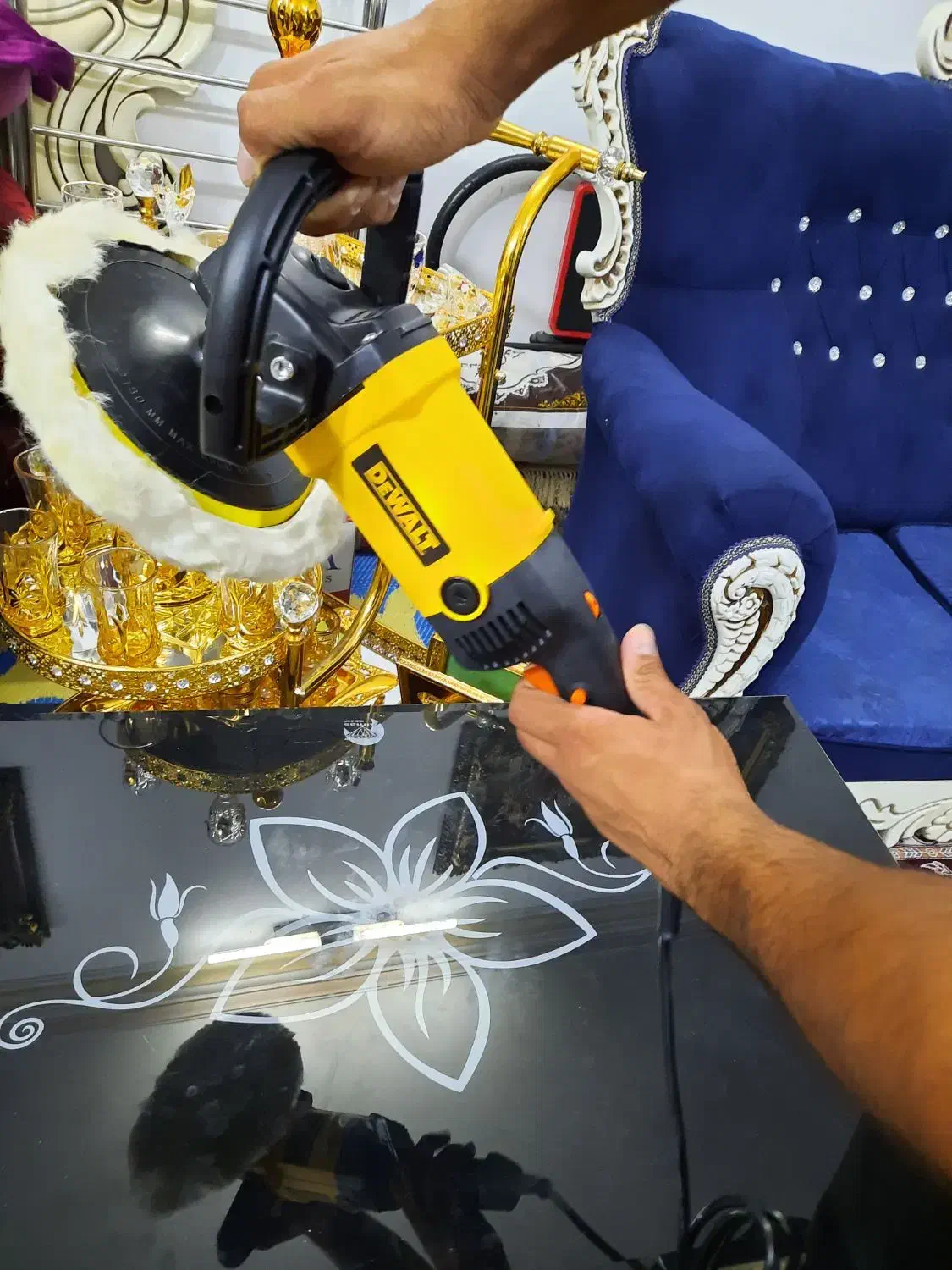 سنگ پولیش چرخ پوست پالیش دیوالت امریکایی بزرگ|ماشین‌آلات صنعتی|مشهد, طلاب|دیوار