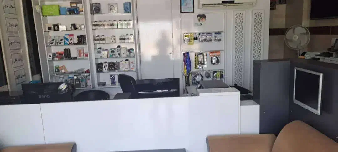 واگذاری کامل تجهیزات کافینت مرکز اینترنت مرودشت|دفتر کار|مرودشت, فاز اول شهرک فرهنگیان|دیوار