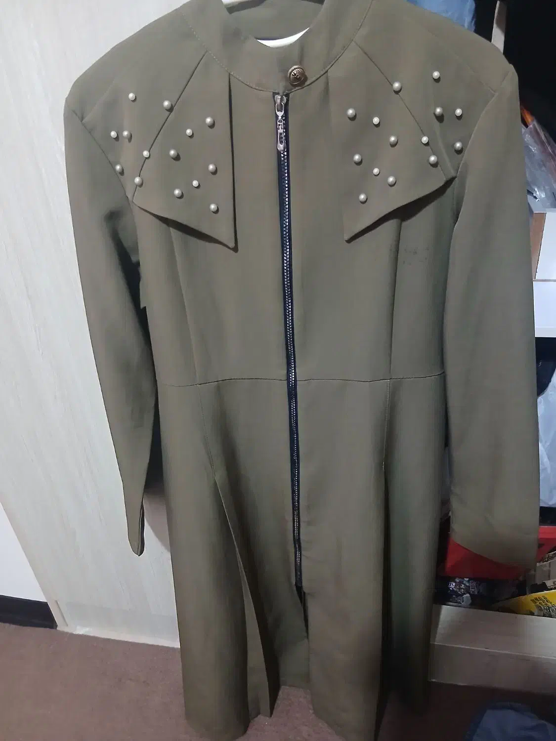 مانتو|لباس|کنارک, |دیوار