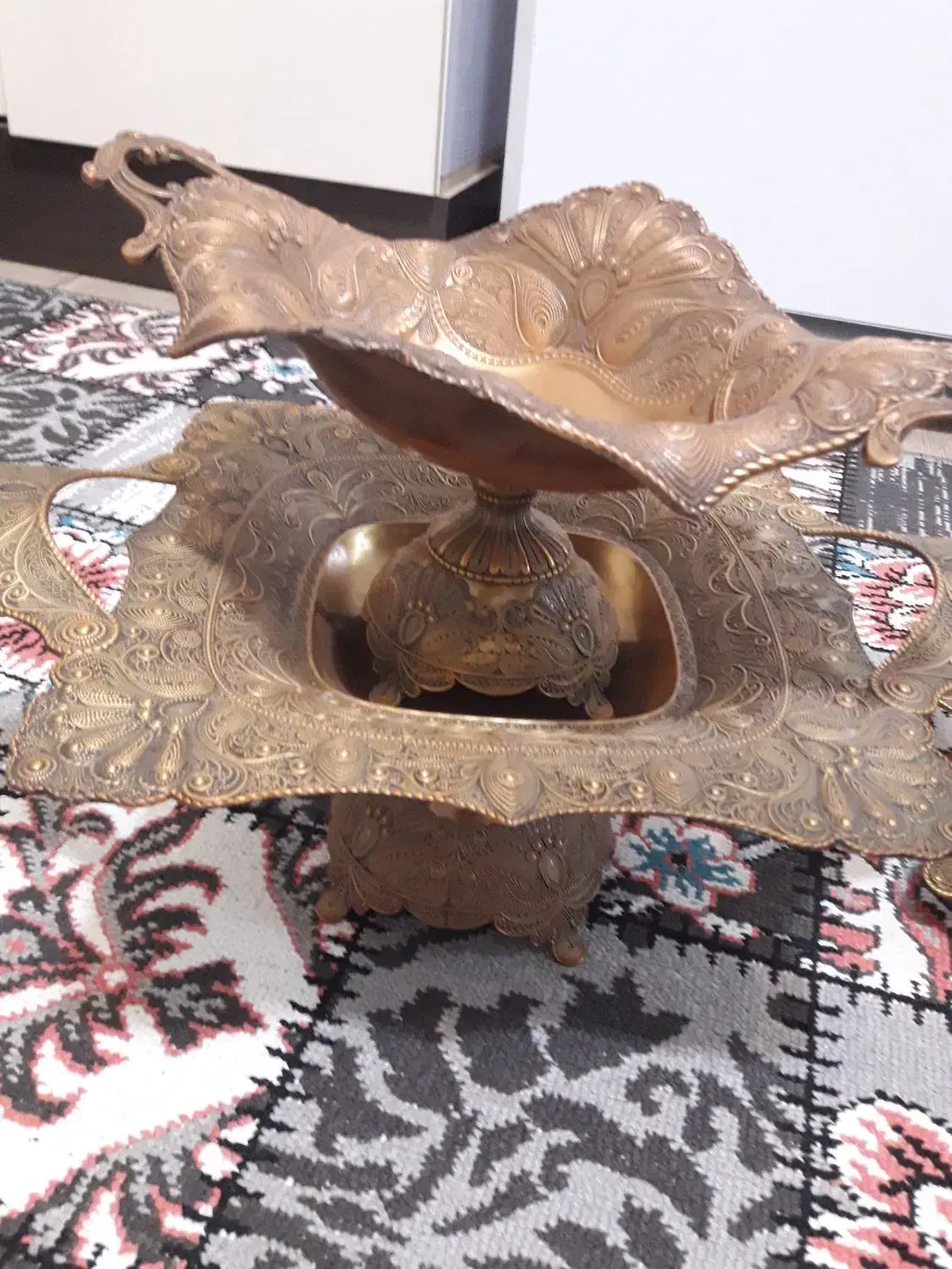 وسایل پذیرازی انتیک برنج|ظروف سرو و پذیرایی|کنگاور, |دیوار