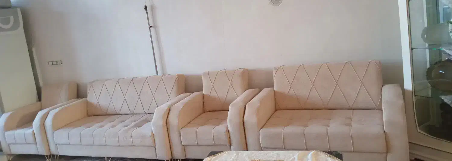 مبل راحتی|مبلمان خانگی و میز عسلی|شوط, |دیوار