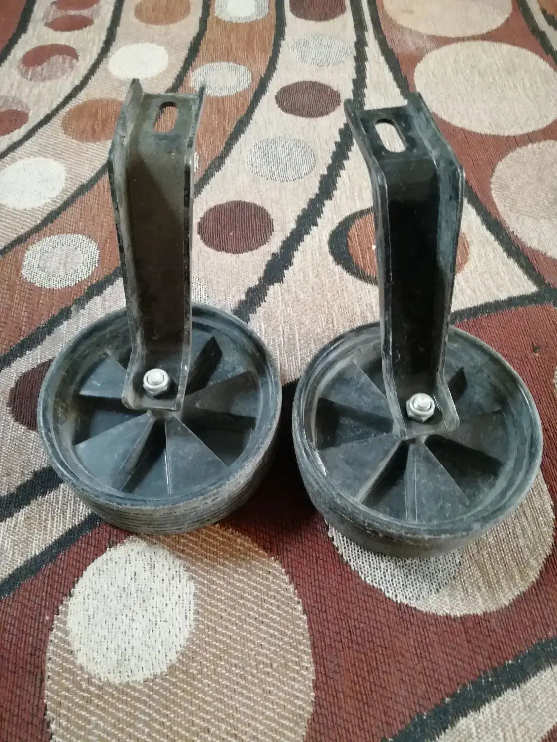 کمکی دوچرخه ۲۰ سالم قیمت توافقی|دوچرخه، اسکیت، اسکوتر|شیراز, شیخ علی چوپان|دیوار