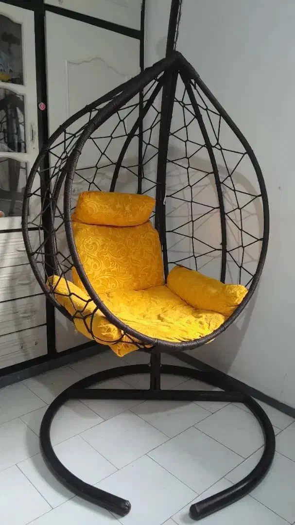 صندلی گردون|کافیشاپ و رستوران|آمل, |دیوار