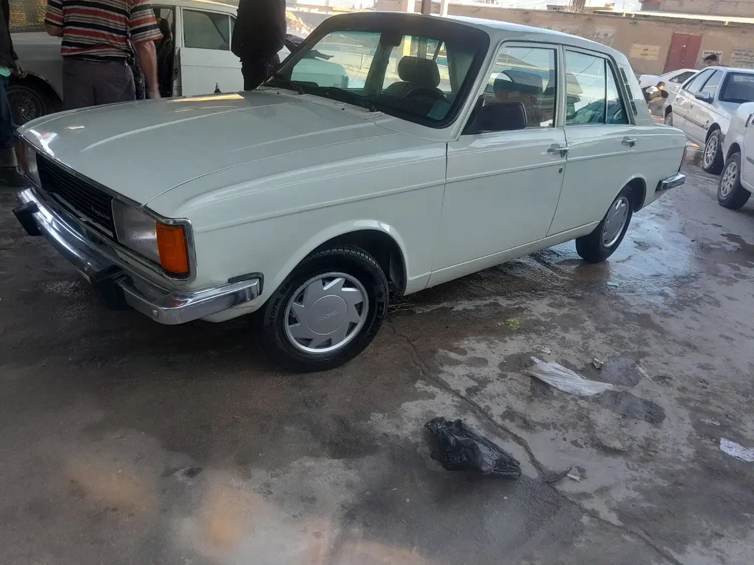 فروشی|خودرو کلاسیک|لردگان, |دیوار