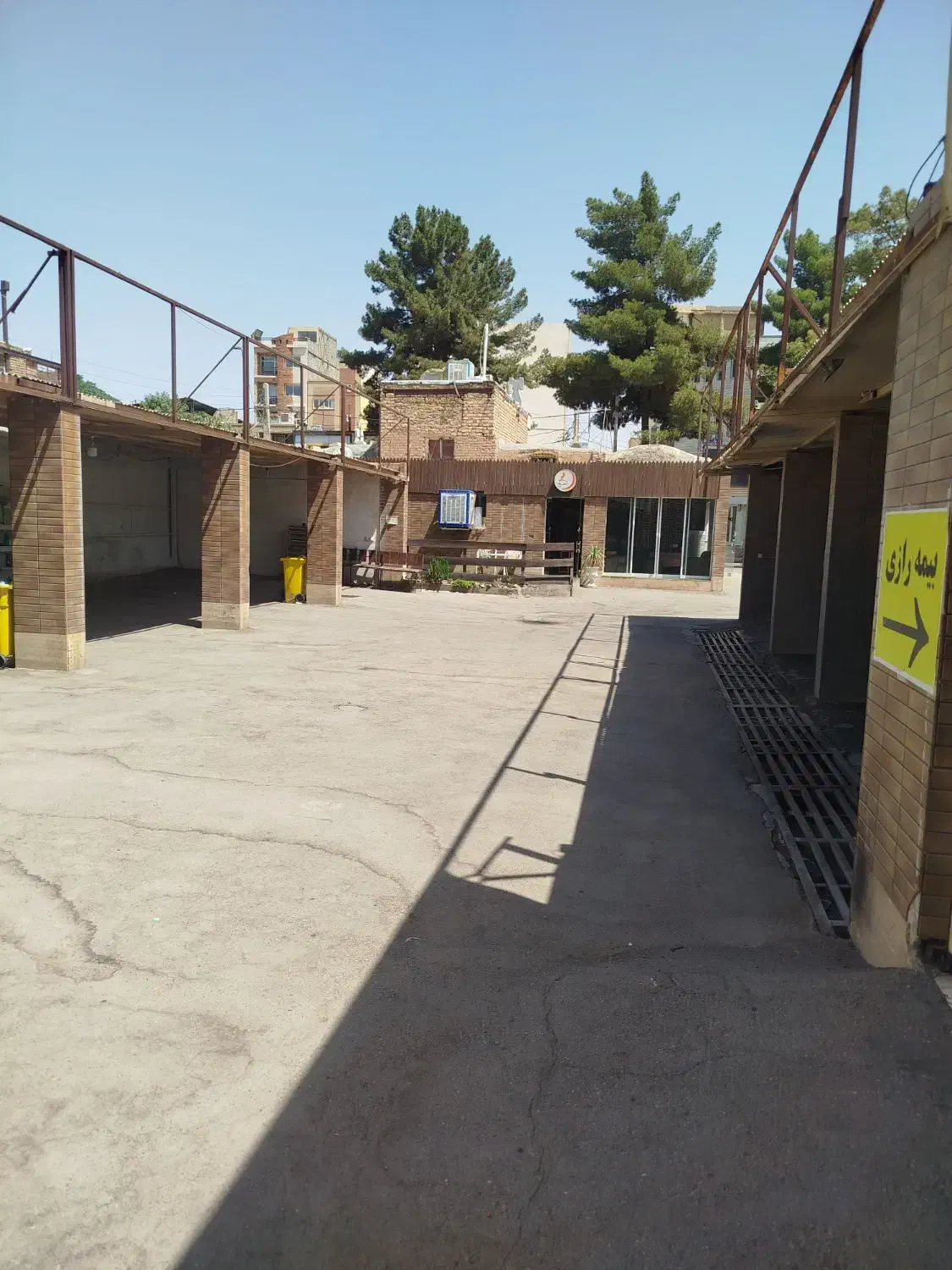 اجاره کافه و کارواش بصورت کامل|اجارهٔ مغازه و غرفه|کرمان, |دیوار