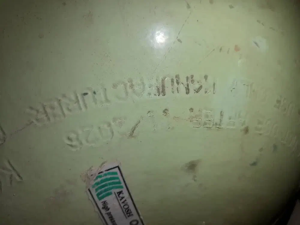 مخزن گاز cng پژویی، سالم|قطعات یدکی و لوازم جانبی|فارسان, |دیوار