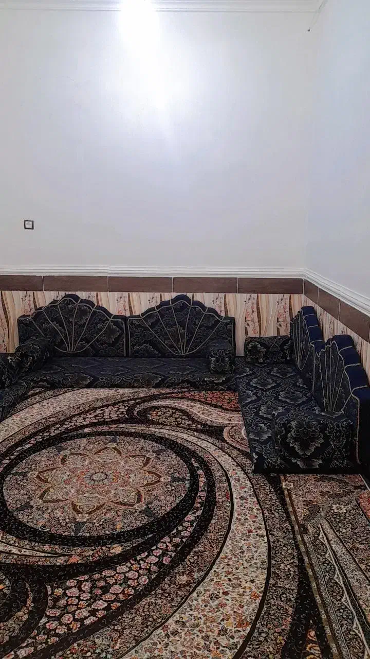 مبل زمینی درحد نو|مبلمان خانگی و میز عسلی|رامشیر, |دیوار