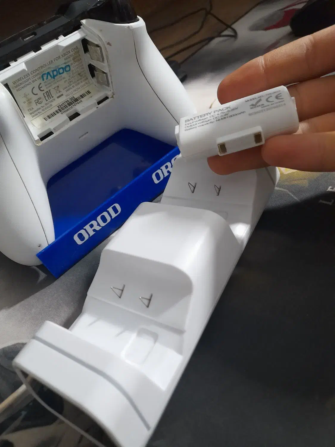 پایه شارژر دسته ایکس باکس|کنسول، بازی ویدئویی و آنلاین|شاهینشهر, خانه کارگر|دیوار