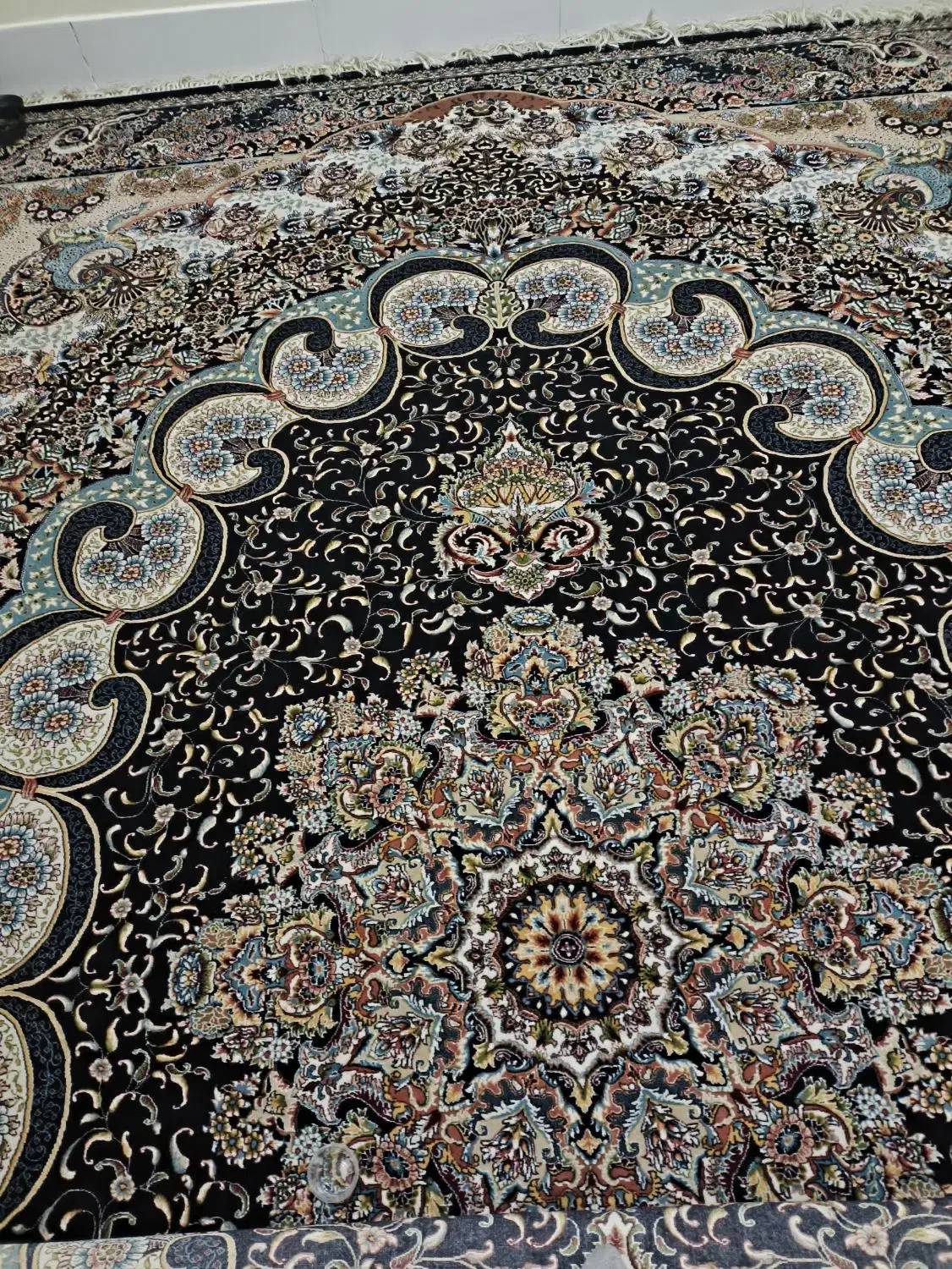 فرش ۱۲متری ۷۰۰شانه|فرش|فولادشهر, B7|دیوار