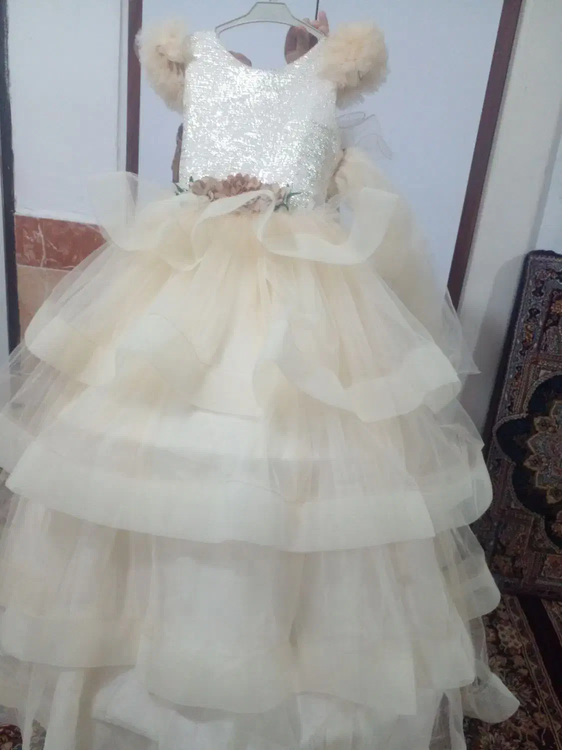 لباس|لباس|تربت جام, میان جام|دیوار