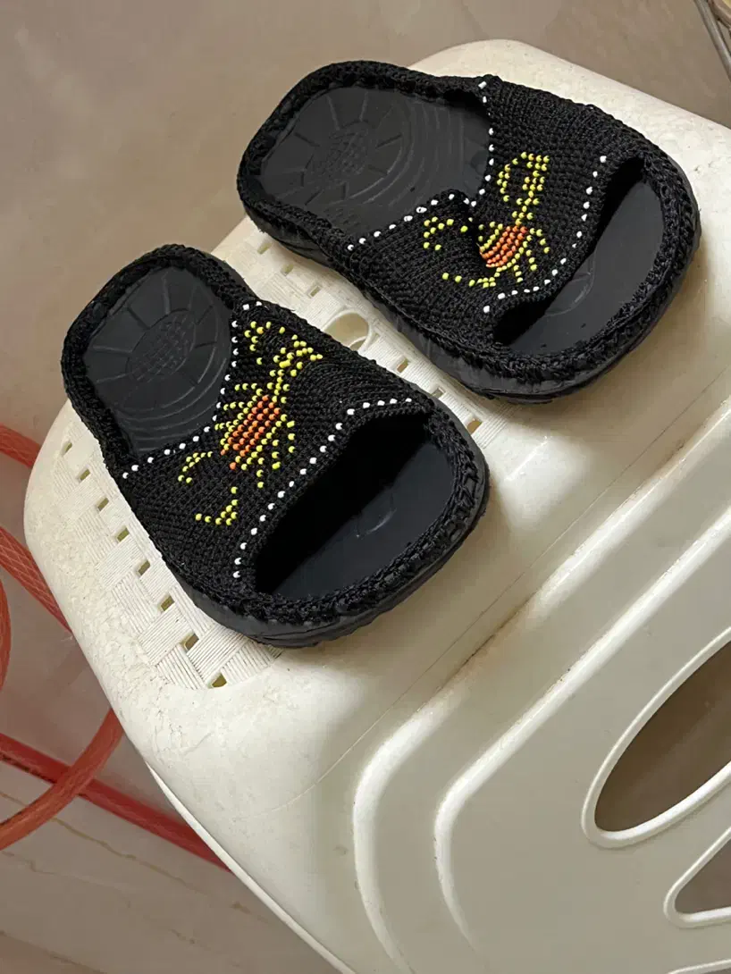 دمپایی|کیف، کفش، کمربند|ساوه, |دیوار