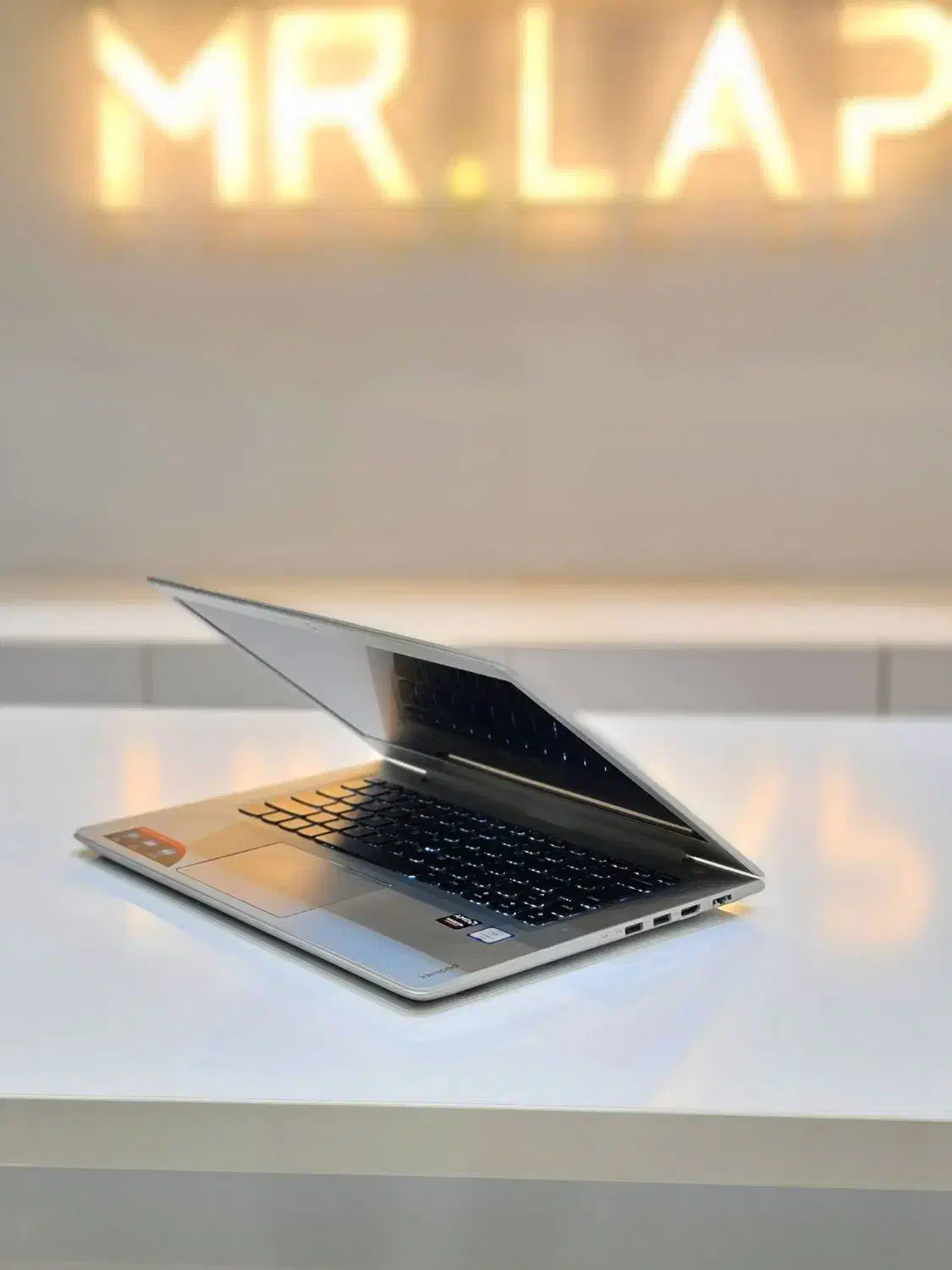 لپ تاپ Lenovo حرفه ای / i7 6600 / گرافیک مجزا R7|رایانه همراه|شیراز, عفیف‌آباد|دیوار