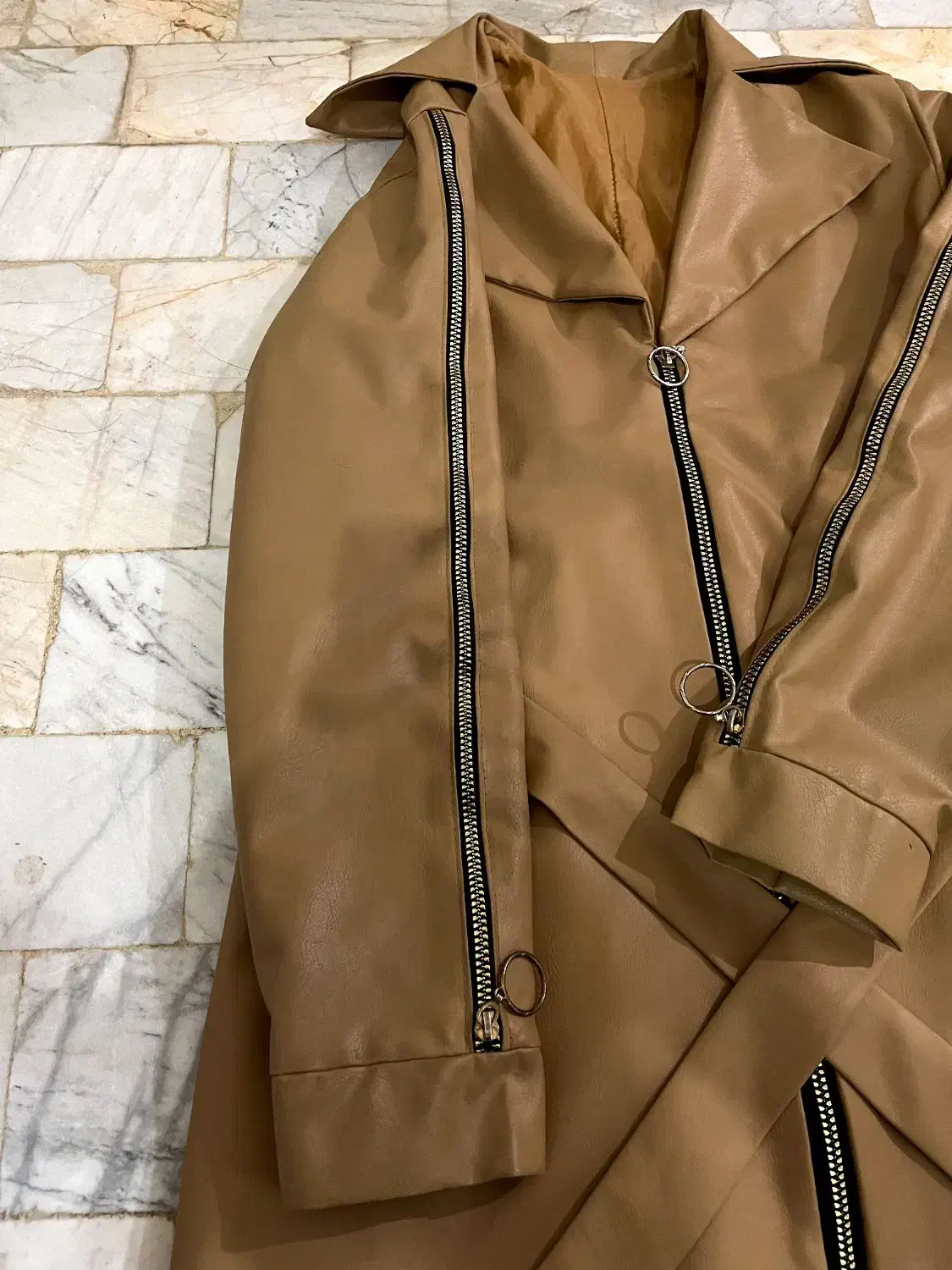 پالتو چرم|لباس|نیشابور, شهرک ولیعصر|دیوار