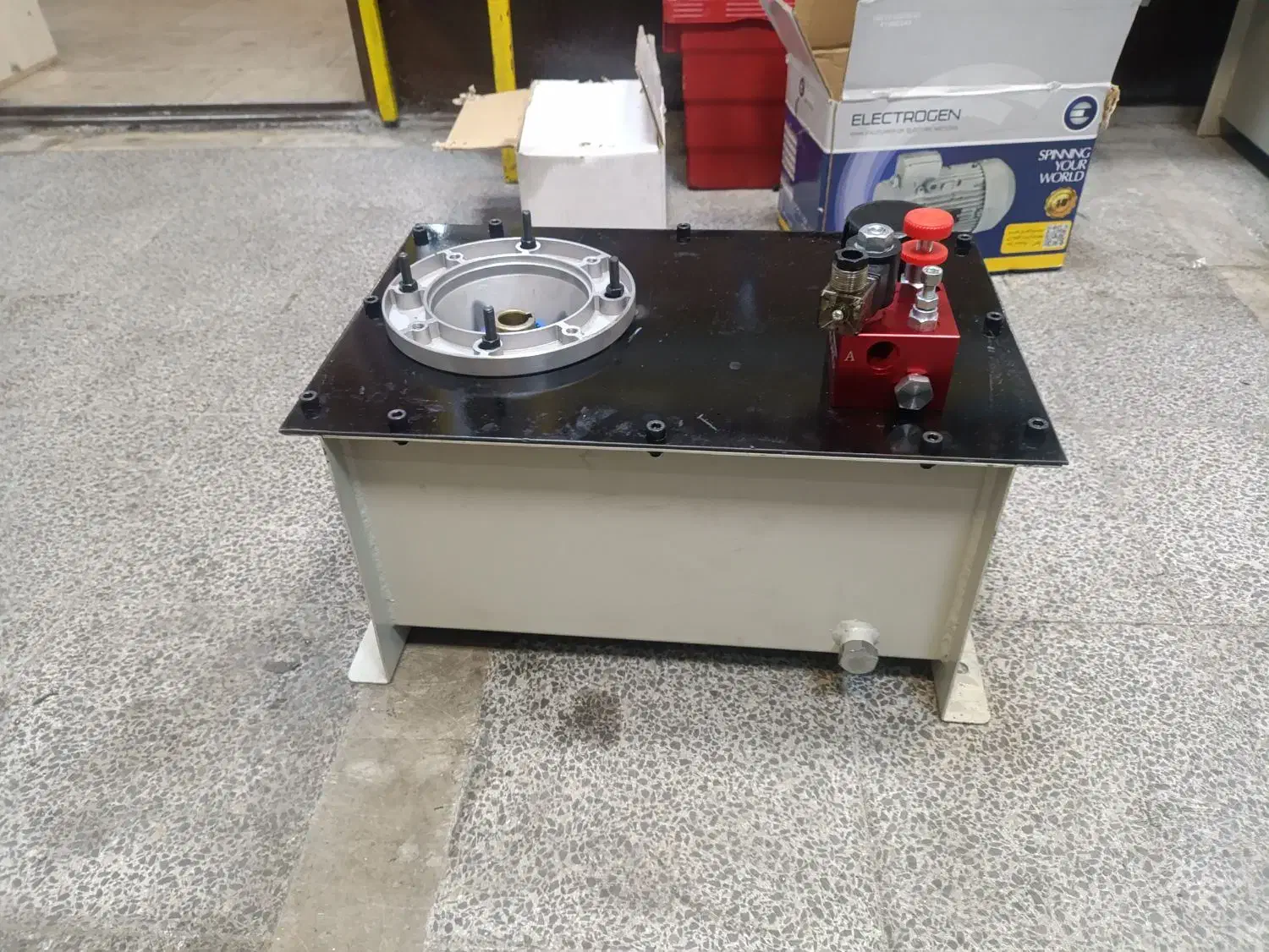 هیدرولیک و پنوماتیک|قطعات یدکی و لوازم جانبی|تبریز, |دیوار