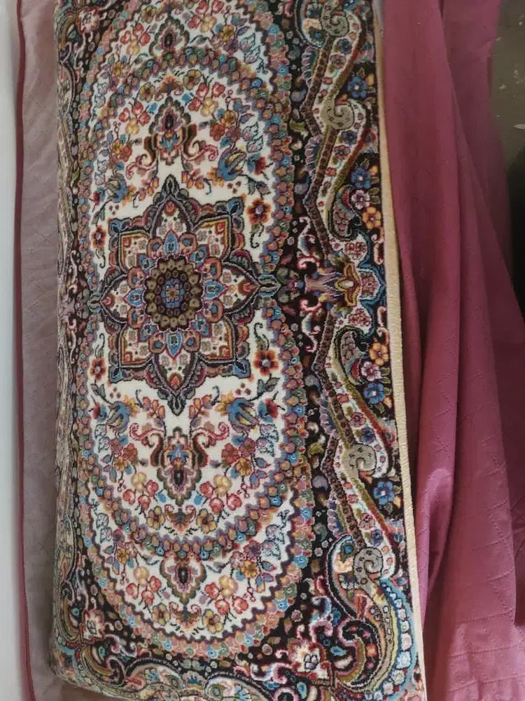 پشتی نو|پشتی|قائن, |دیوار