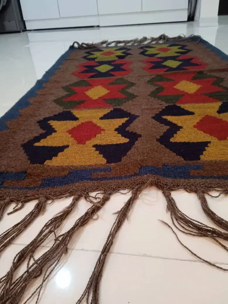 فرش دستبافت|فرش|گلبهار, شهر جدید گلبهار|دیوار