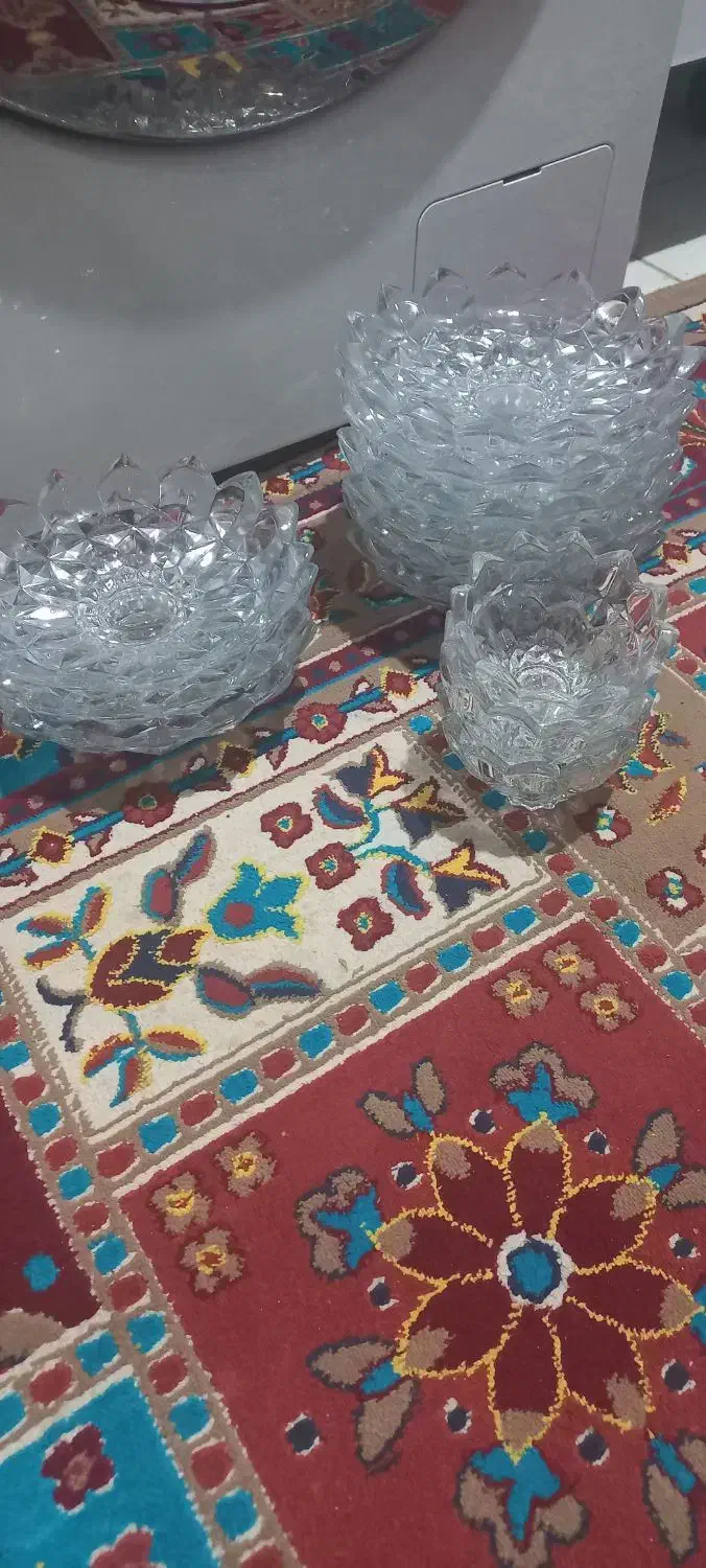 ظروف بلور|ظروف سرو و پذیرایی|شیروان (خراسان), |دیوار