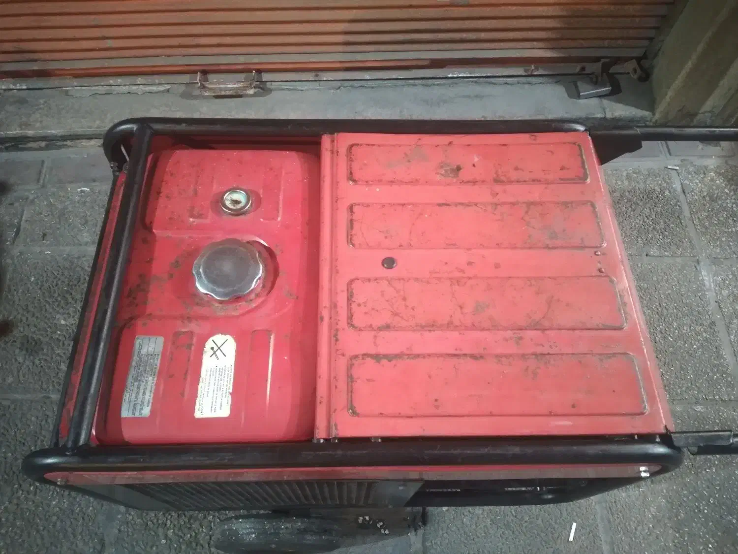 موتور برق هندا ژاپنی سوپر سایلنت رادیات دار|ماشینآلات صنعتی|شیراز, بالا کفت|دیوار