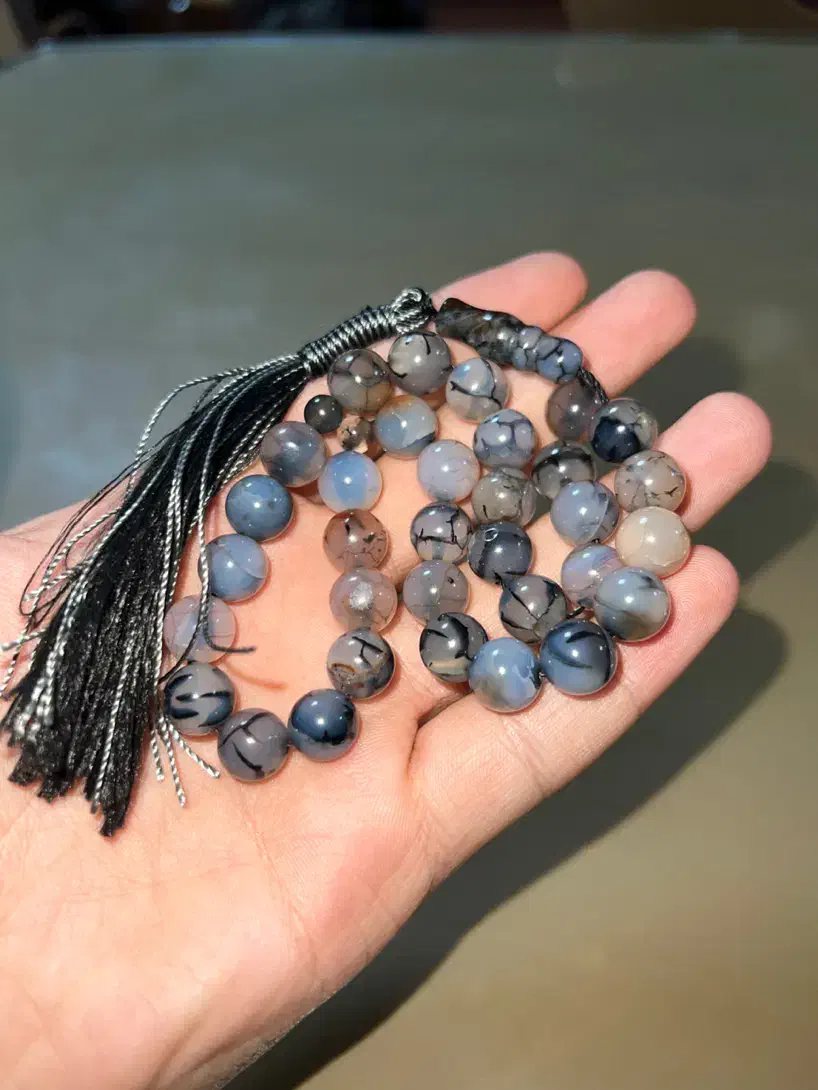 تسبیح عقیق سنگ اصلی|کلکسیون اشیاء عتیقه|اردبیل, |دیوار