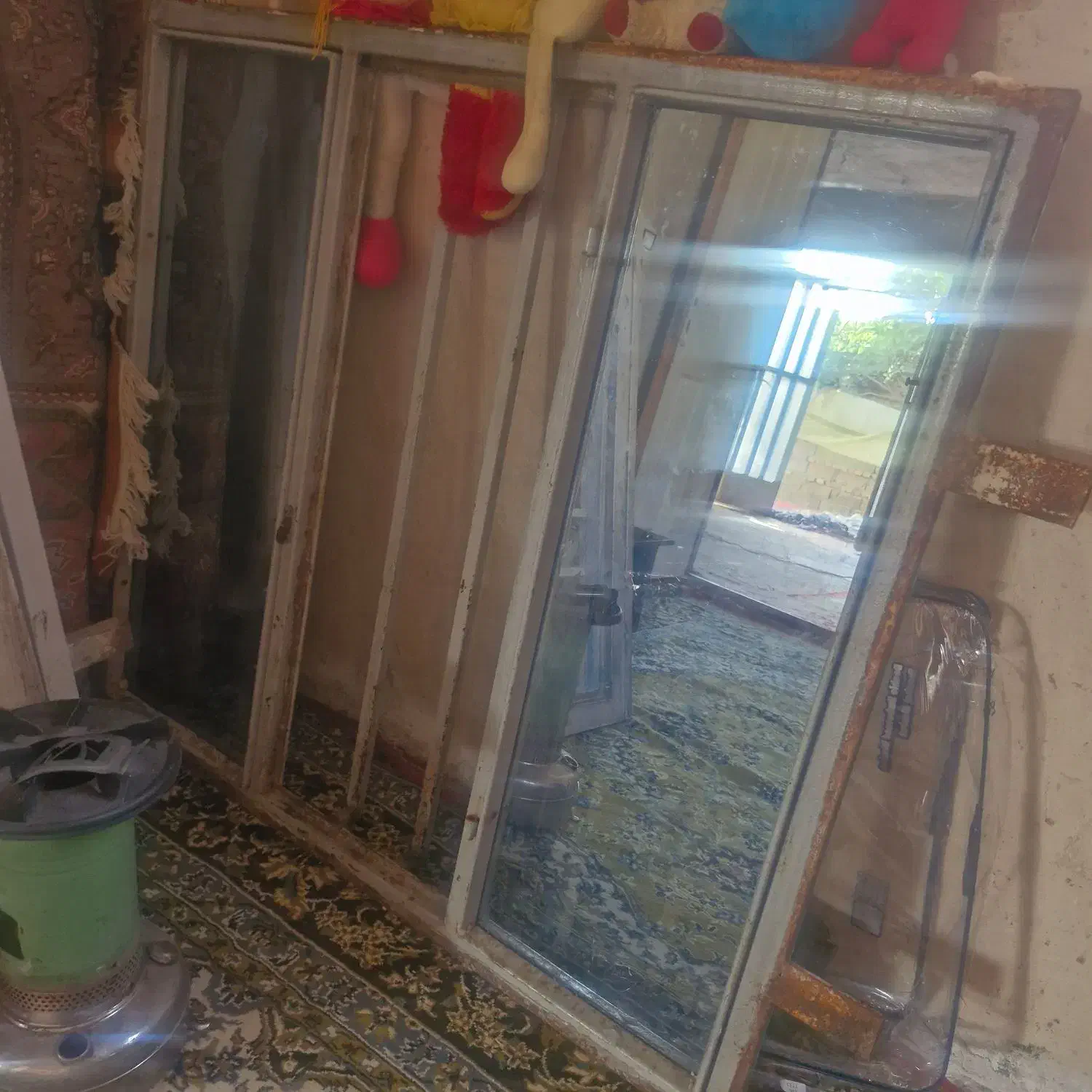 پنجره آهنی|مصالح و تجهیزات ساختمان|مینودشت, |دیوار