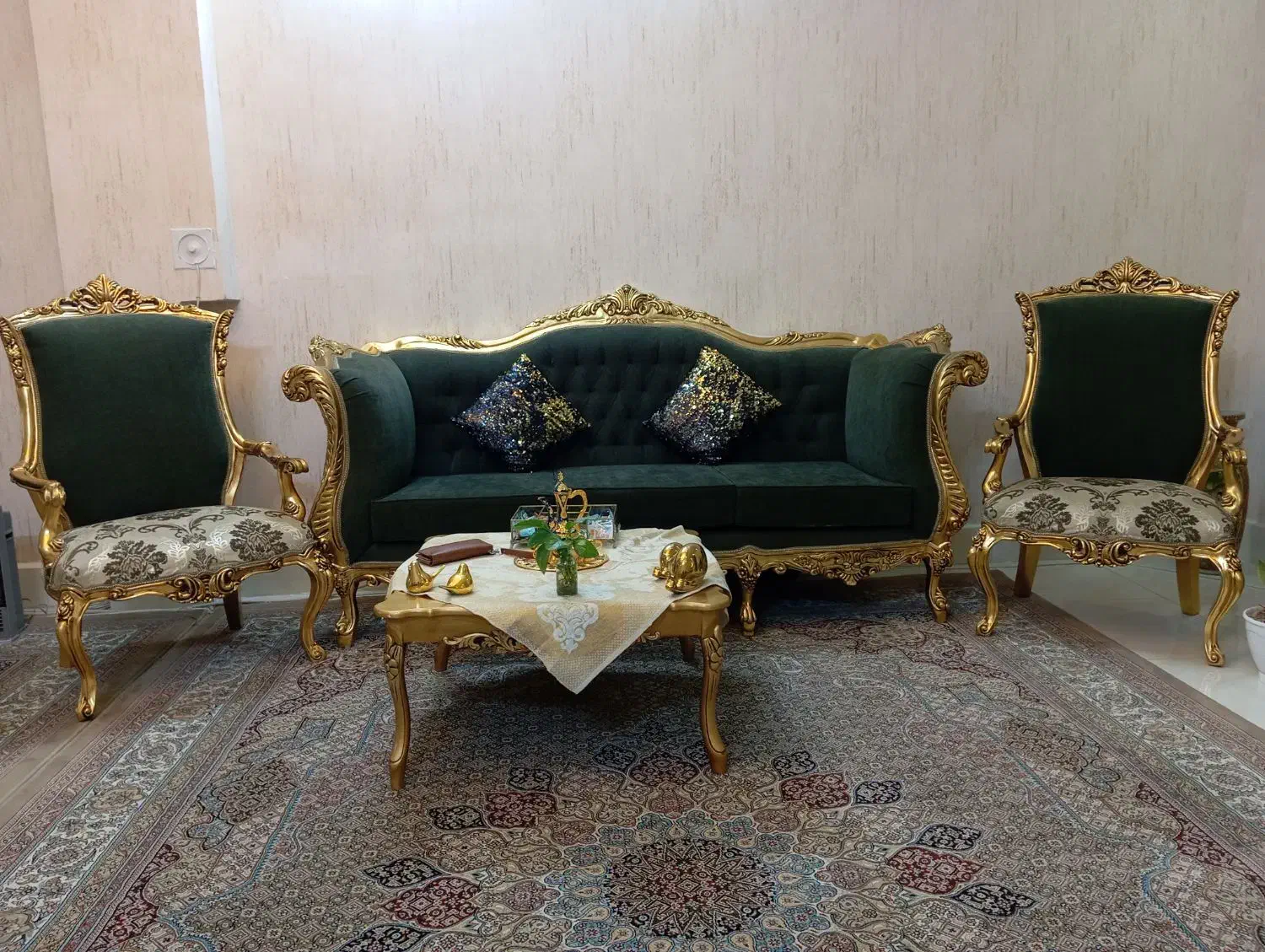 مبل سلطنتی|مبلمان خانگی و میز عسلی|مشهد, شهرک بهارستان|دیوار