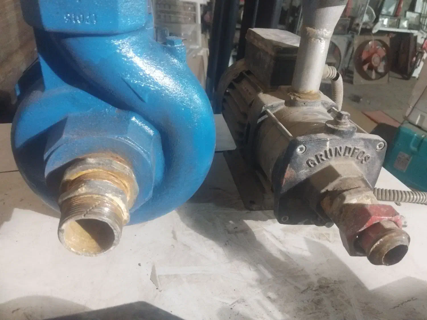 تعدادی پمپ آب.2اسب.1اسب3پروانه.نیم اسب|مصالح و تجهیزات ساختمان|صباشهر, |دیوار