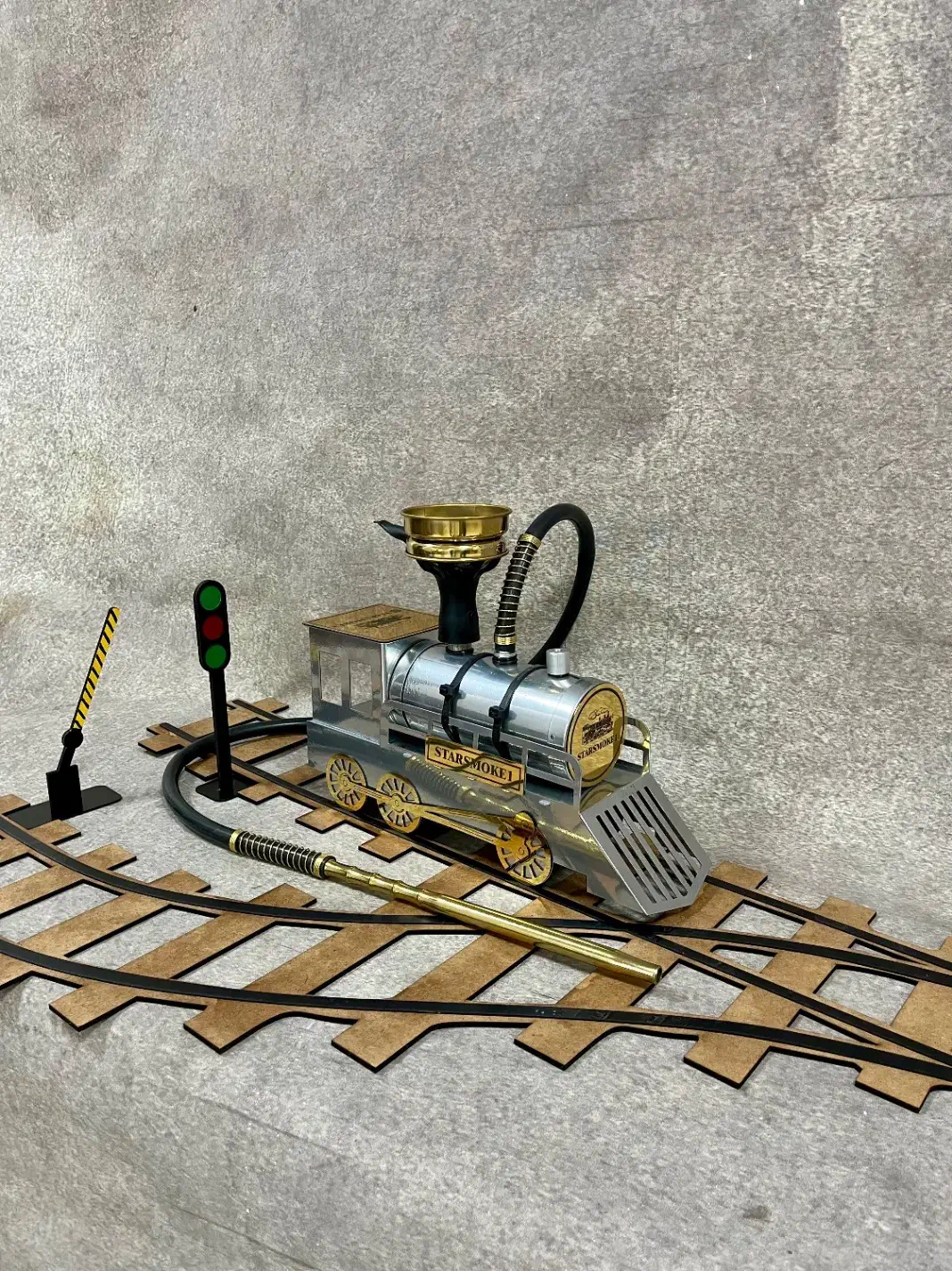 قلیان قلیون مدرن تمام فلزی صادراتی ، رقص نور دار|کلکسیون و سرگرمی|تهران, اکباتان|دیوار