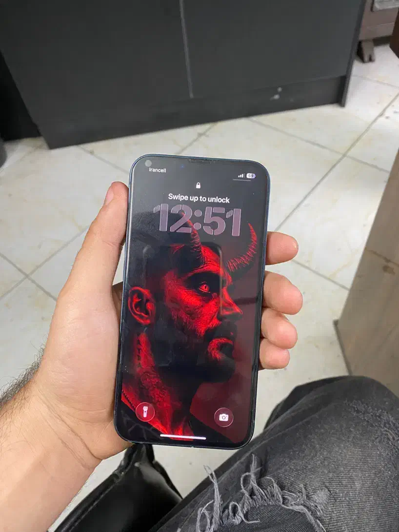 فروشی|موبایل|اندیشه, اندیشه فاز ۱|دیوار