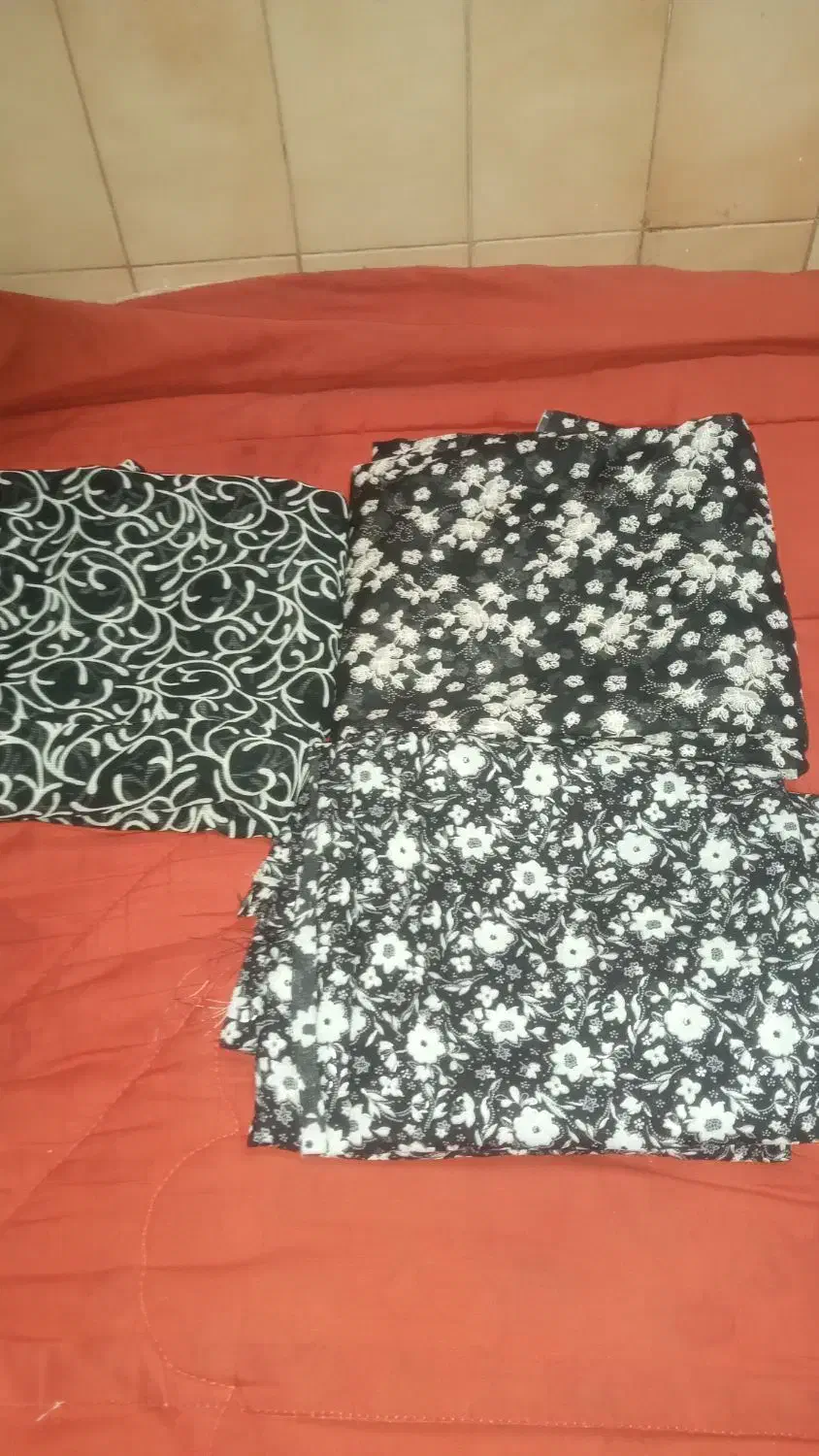 سه قراره چادر ویکوشوت لی مانتو وکتودامن در حد نو|لباس|اصفهان, سرشبادران|دیوار