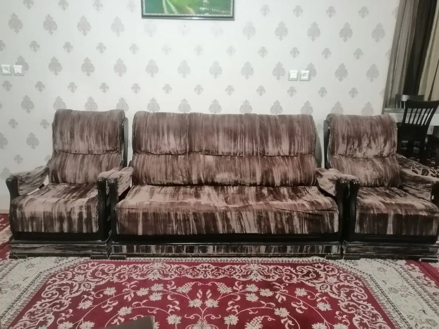 یک دست مبل 7نفرره|مبلمان خانگی و میز عسلی|کازرون, |دیوار