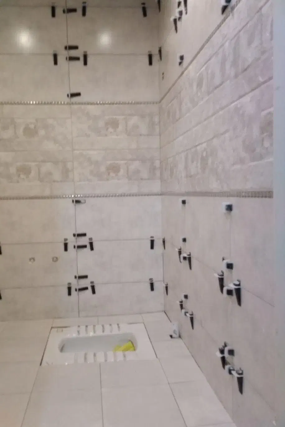 کاشی کاری وسرامیک کاری|خدمات پیشه و مهارت|اسلام‌شهر, زرافشان|دیوار