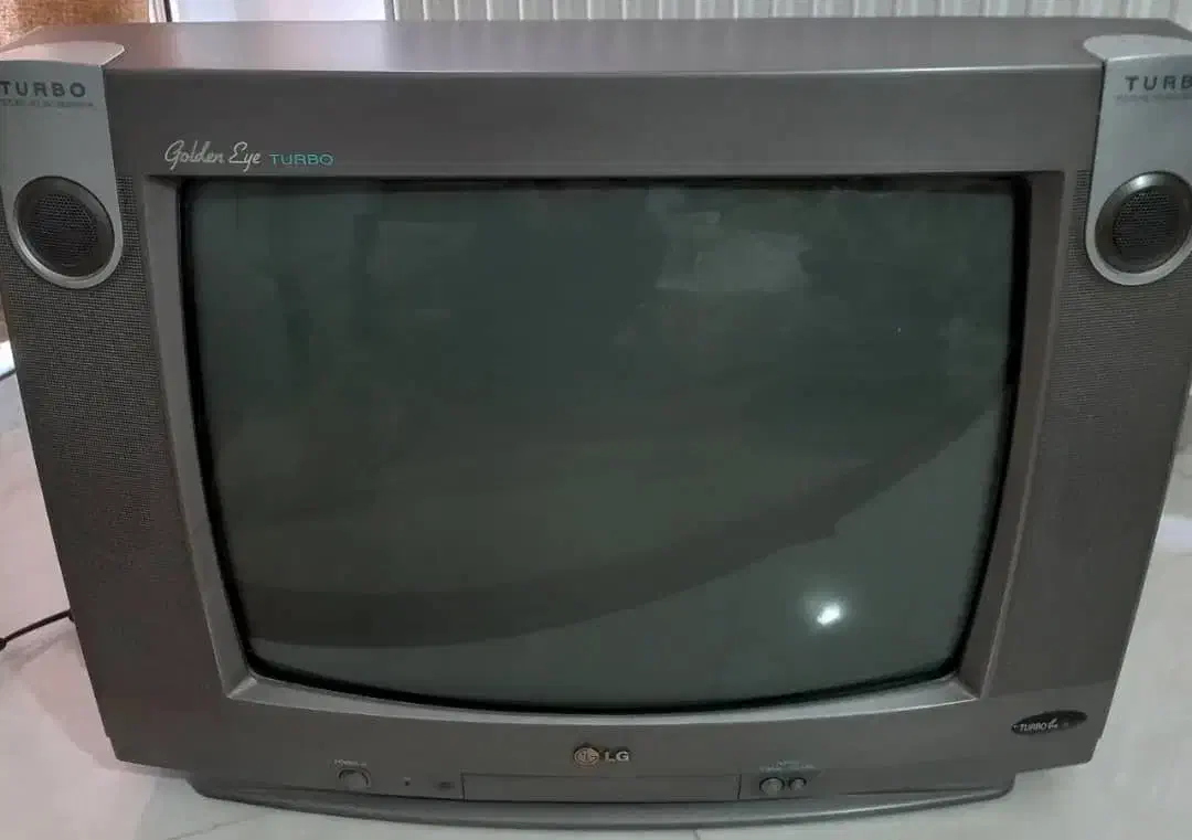 تلویزیون ۲۱ انیچ تمیز|تلویزیون و پروژکتور|گرگان, |دیوار