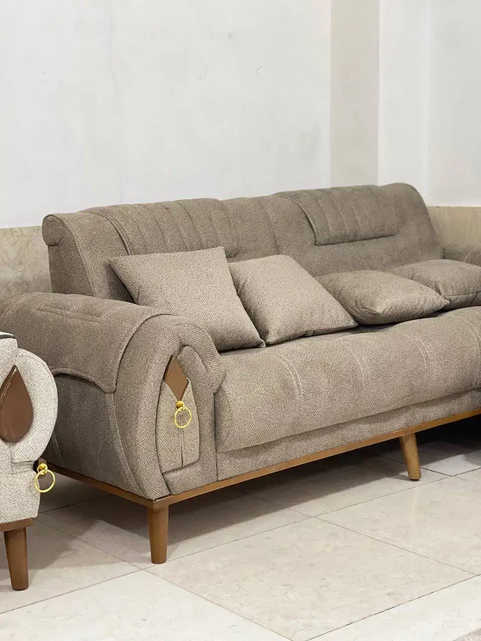 مبلمان تیموتـی /شکیل و باشکوه سال مدرن و زیبا پسند|مبلمان خانگی و میز عسلی|اردبیل, |دیوار