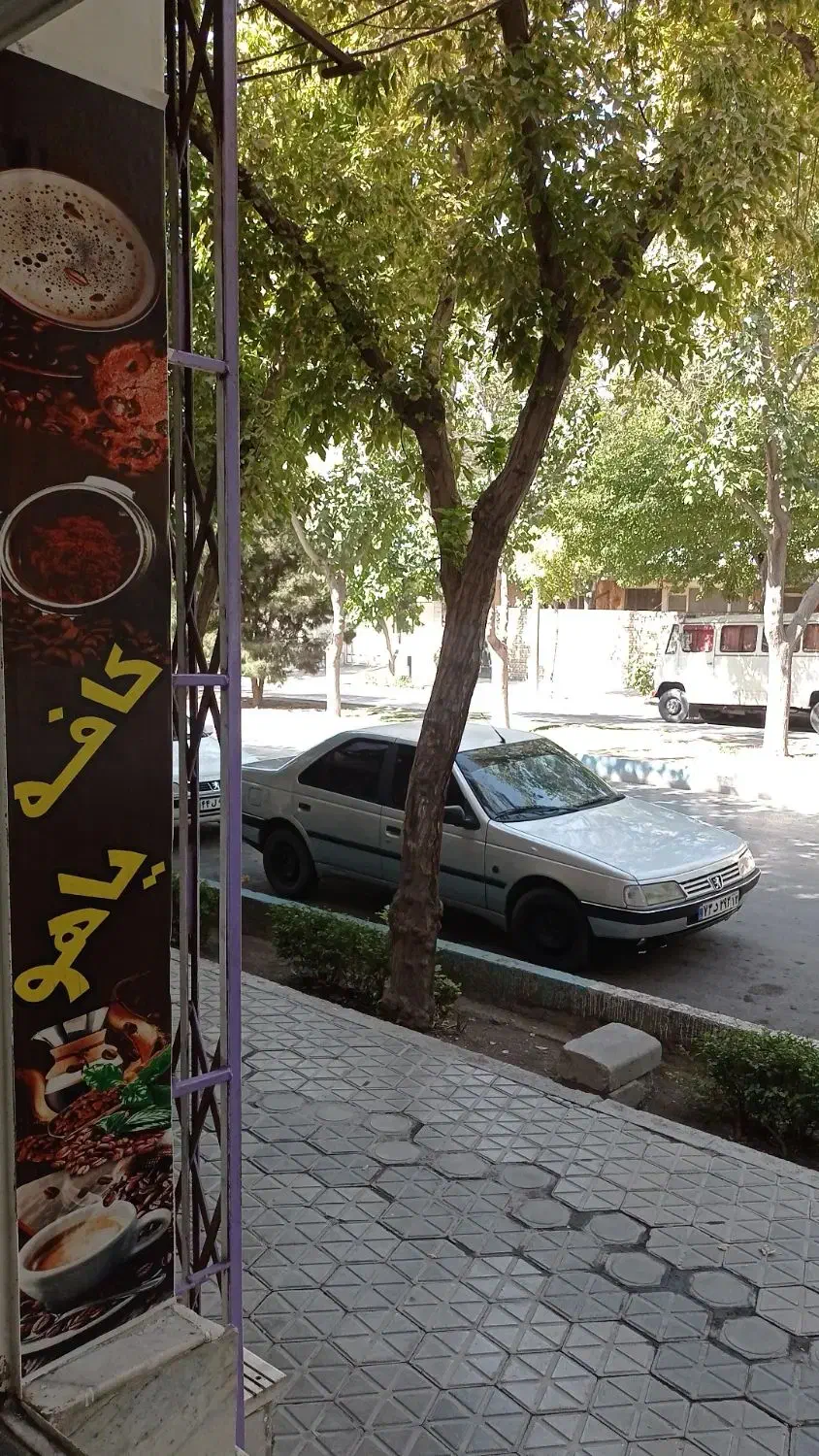 پژو 405فروشی دور رنگ بدون خط پخش همراه سیستم|خودرو سواری و وانت|اصفهان, درب سیبه علیا|دیوار