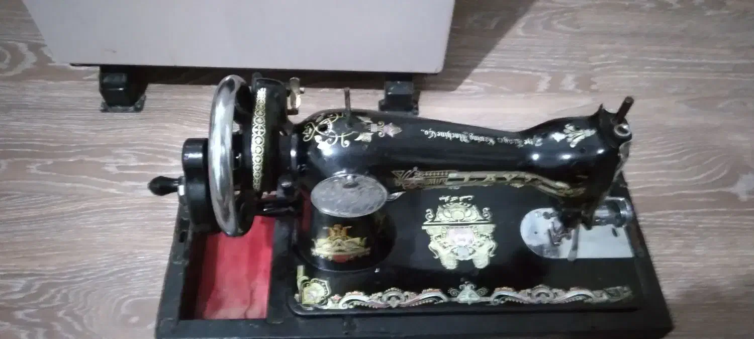 چرخ خیاطی دستی|چرخ خیاطی و ریسندگی|پرند, فاز ۵|دیوار