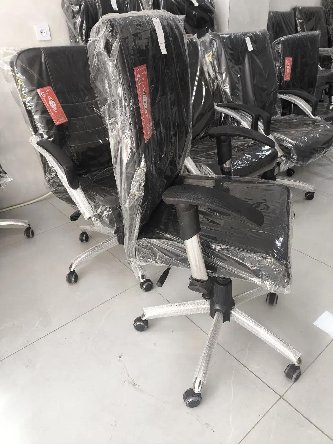 صندلی کرکره ای|مبلمان اداری|قم, ولیعصر|دیوار