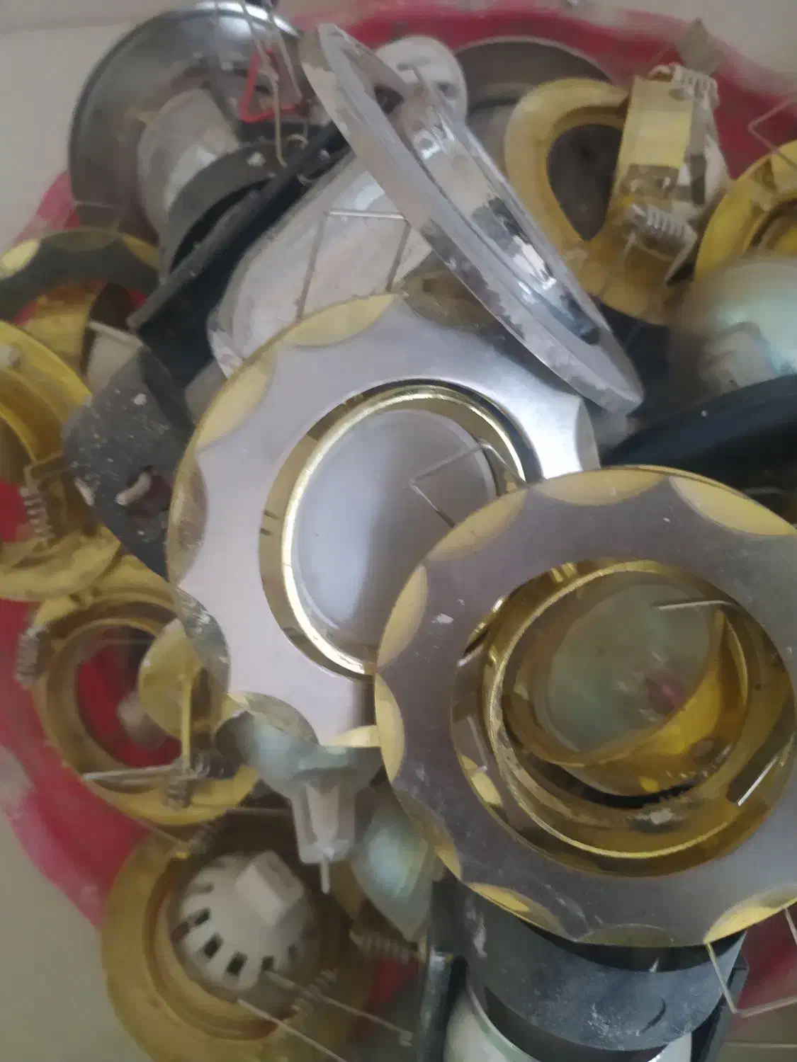 فروش هالوژنهای کارشده|لامپ و چراغ|سرعین, |دیوار