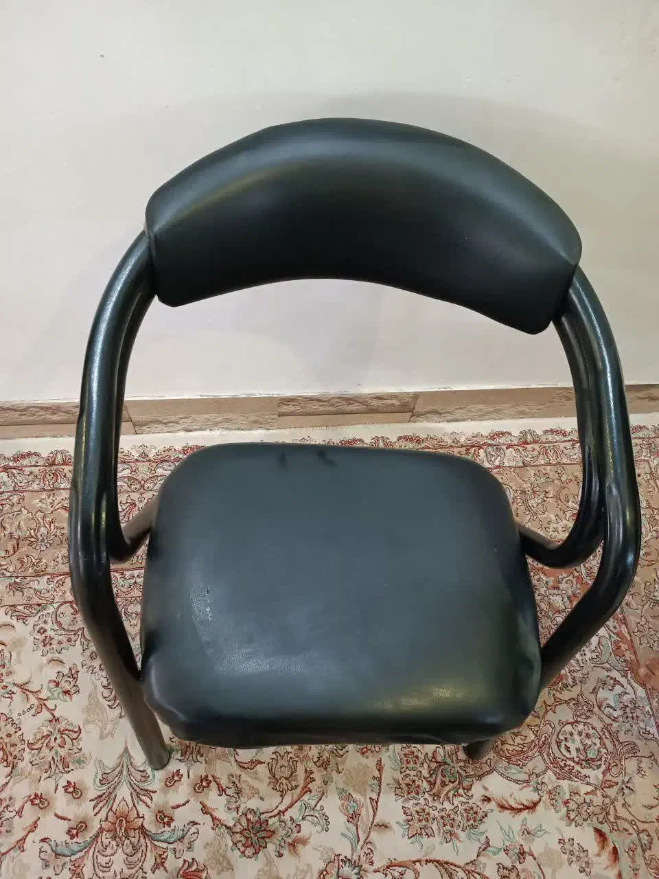 صندلی انتظار|صندلی و نیمکت|بیرجند, |دیوار