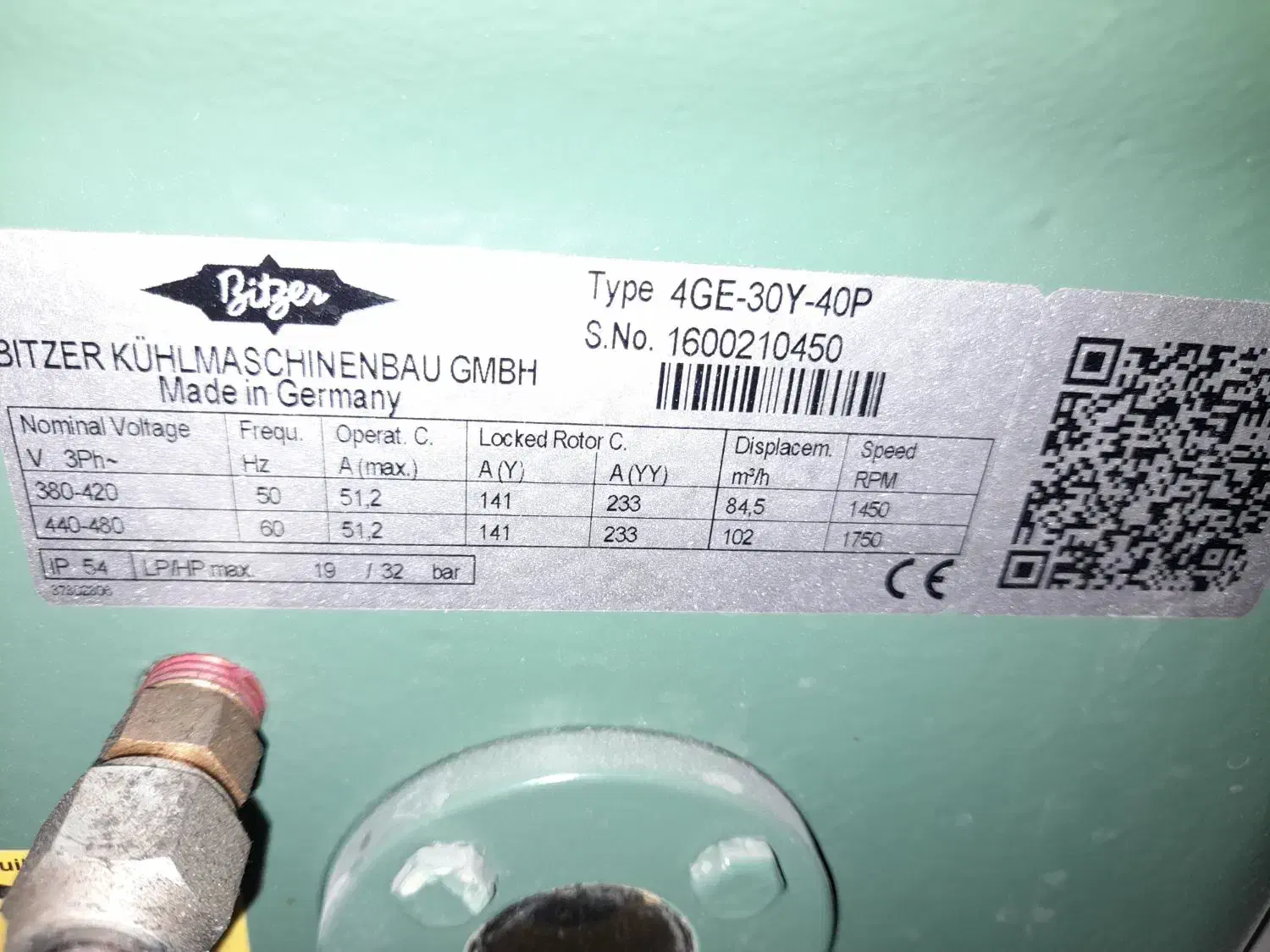 محاسبه نصب واجراسردخانه چیلر یخچال پرده هوا|خدمات پیشه و مهارت|بجنورد, |دیوار