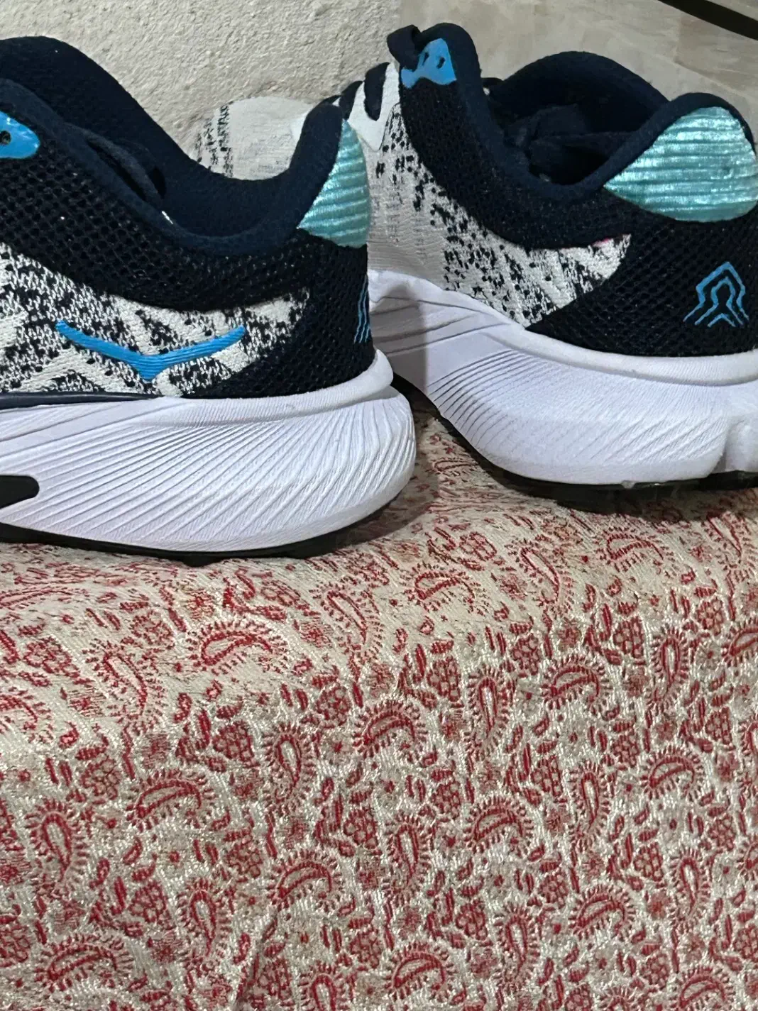 کتونی اورجینال هوکا۴۲|کیف، کفش، کمربند|رشت, شهرک قدس|دیوار