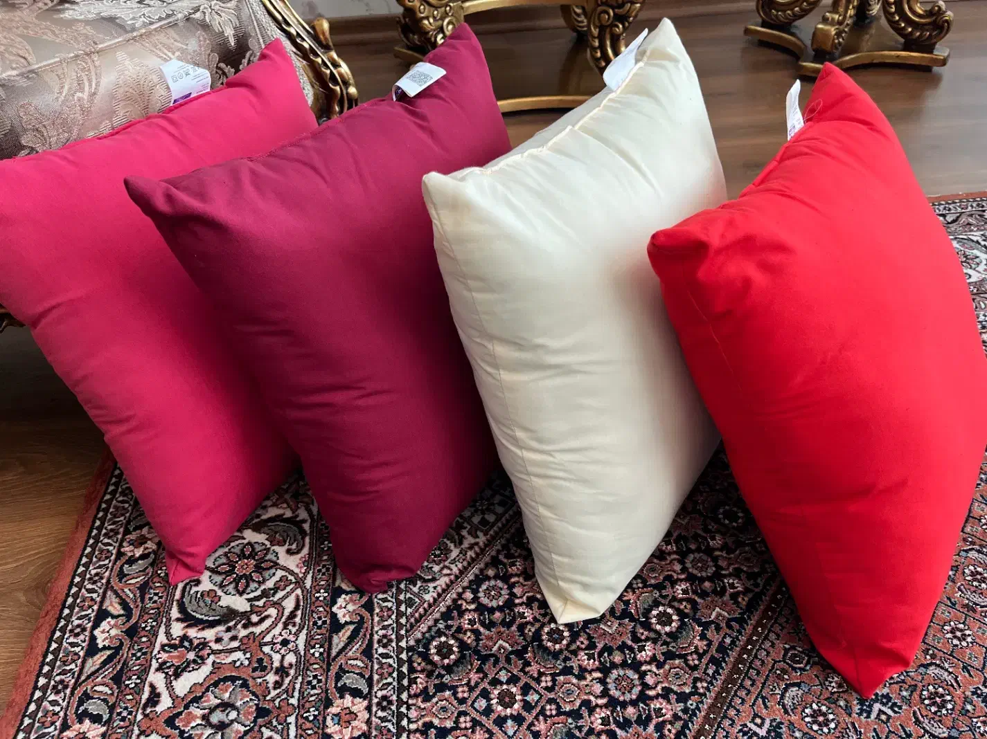 ۴عدد کوسن برند ama home|رختخواب، بالش، پتو|ابهر, |دیوار