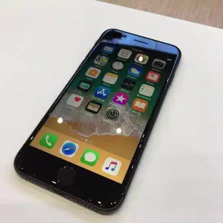 آیفون 8plus 64g|موبایل|رشت, حمیدیان|دیوار