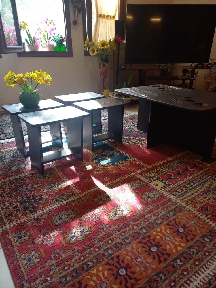 میز چوبی وسط۴عسلی در حد نو بدون خش سالم و تمیز|مبلمان خانگی و میز عسلی|کیش, |دیوار